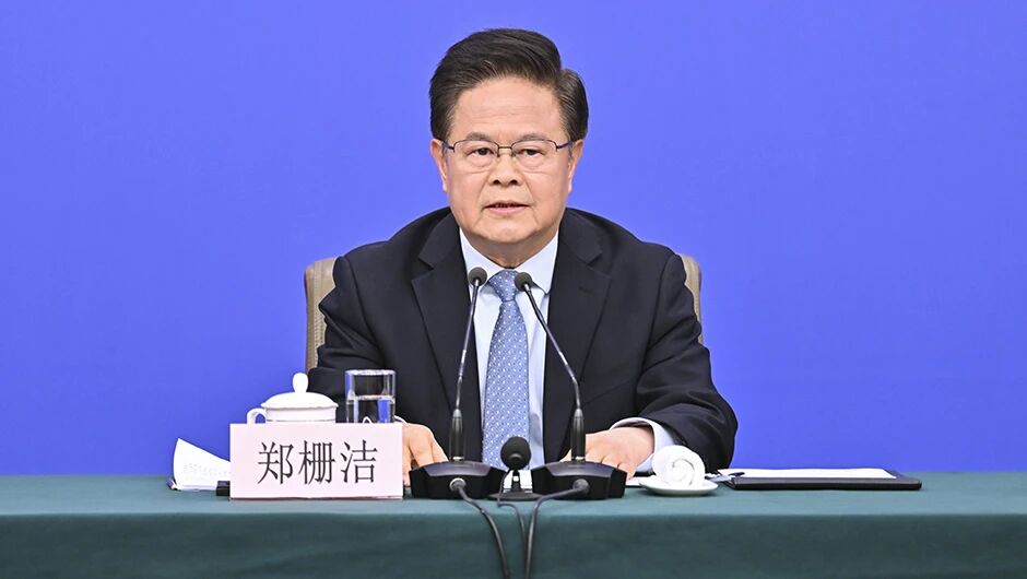 经济主题记者会上,国家发改委主任郑栅洁点名电网建设、未来产业